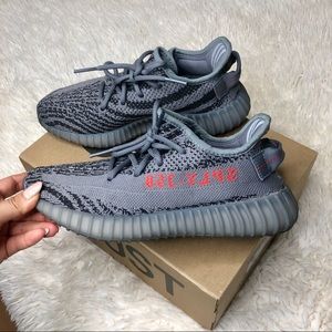 Yeezy Boost 350 v2 (size 5.5 mens)